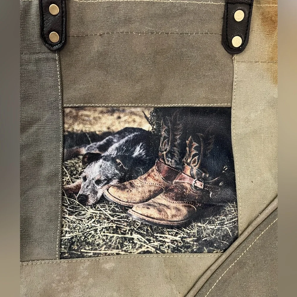 Vintage Addiction Canvas Tote - Picture 2 of 7